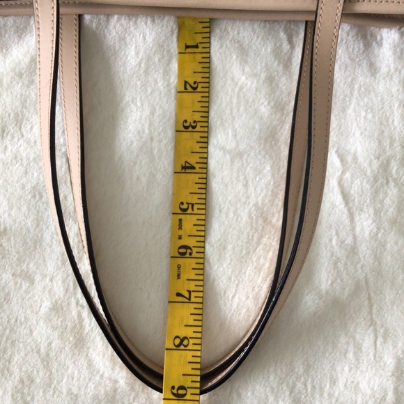 100% Autenthic Michael Kors Jet Set Medium Tote - Picture 9 of 15